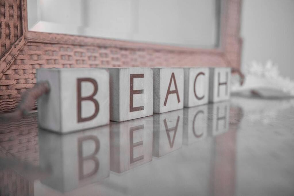 Your Tranquil Escape Is Found Directly On The Beach At The Serenity Beach Condo. シエスタ・キー エクステリア 写真